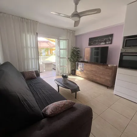 Orlando Pool View And Cozy Terrace Appartement